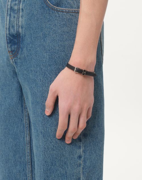 Valentino Garavani - Valentino Garavani Ovalette Calfskin Bracelet - Black - Man - Jewelry